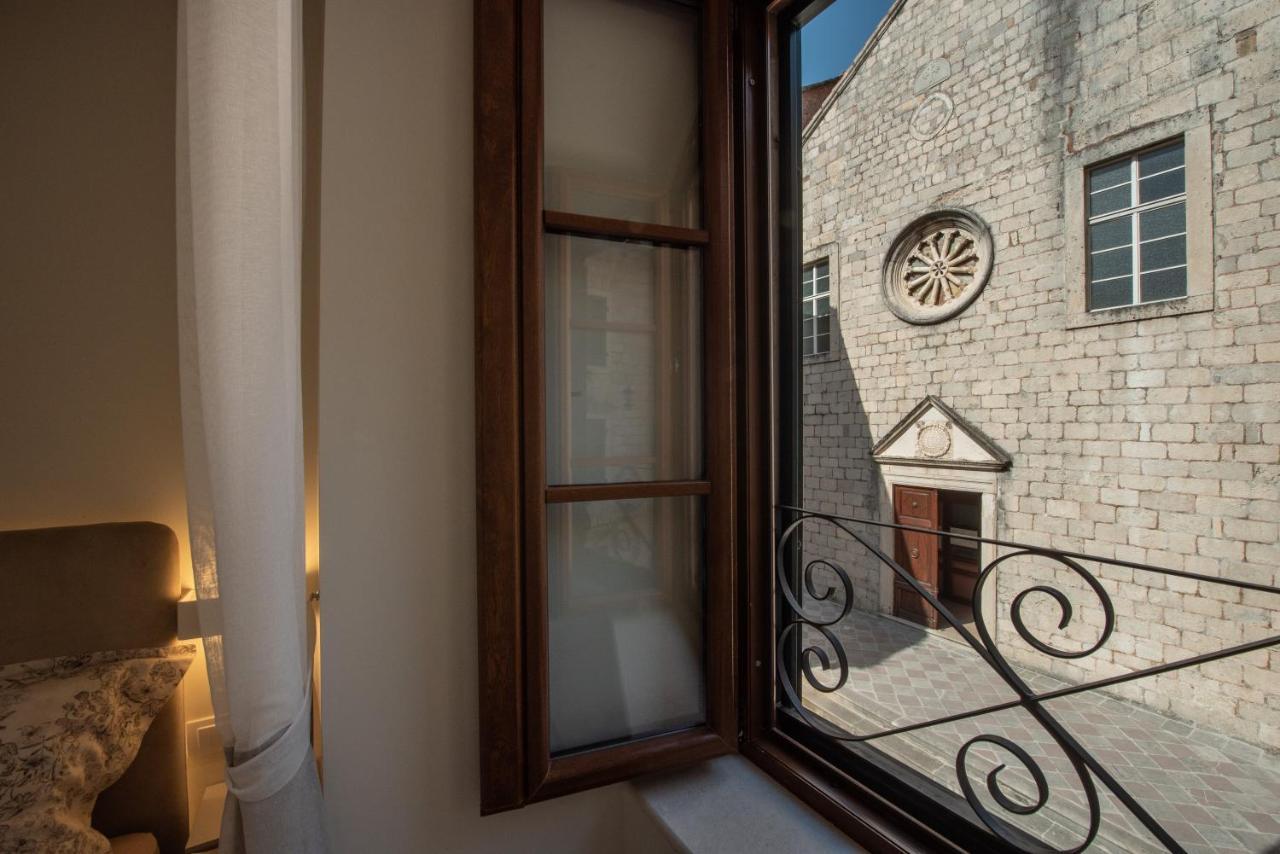Sasha Di Cattaro - Old Town Lux Apartment Exterior photo